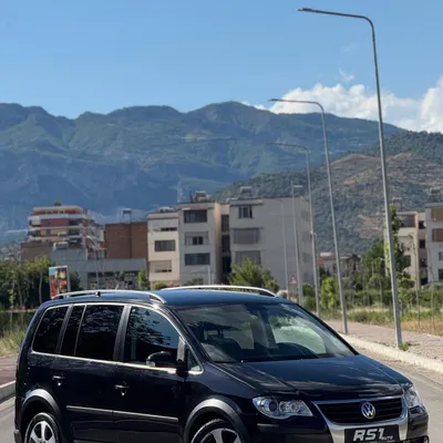 Volkswagen Touran 2008 në shitje
