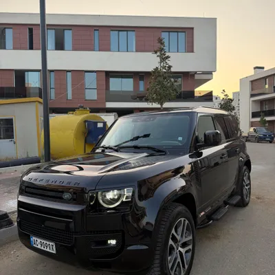 Land Rover Defender 2021 në shitje