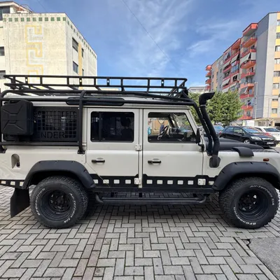 Land Rover Defender 2009 në shitje