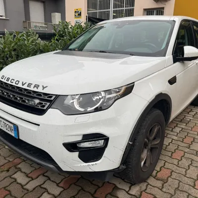 Land Rover Discovery Sport 2016 në shitje