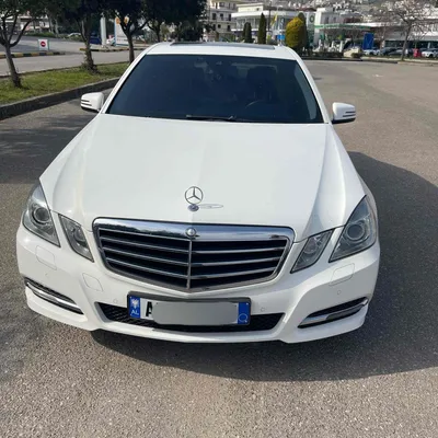 Mercedes-Benz E-class 2013 në shitje