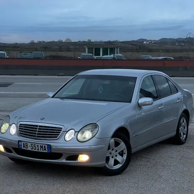 Mercedes-Benz E-class 2003 në shitje