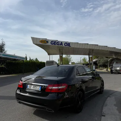 Mercedes-Benz E-class 2011 në shitje