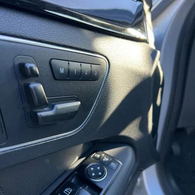 Mercedes-Benz E-class 2013 në shitje