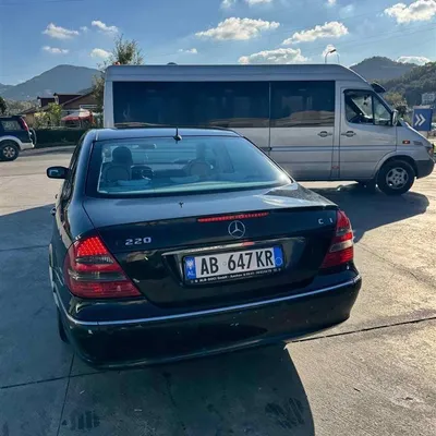 Mercedes-Benz E-class 2003 në shitje
