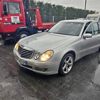 Mercedes-Benz E-class 2005 në shitje