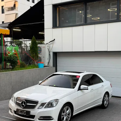 Mercedes-Benz E-class 2012 në shitje