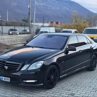 Mercedes-Benz E-class 2012 në shitje
