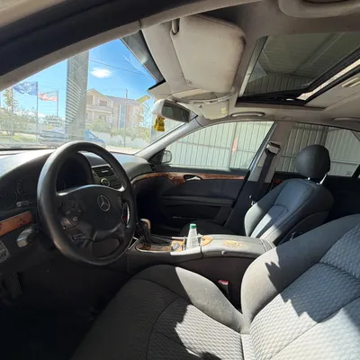 Mercedes-Benz E-class 2004