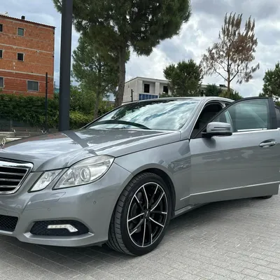 Mercedes-Benz E-class 2010 në shitje