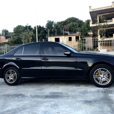 Mercedes-Benz E-class 2003 në shitje