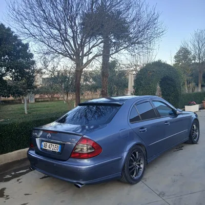 Mercedes-Benz E-class 2002 në shitje