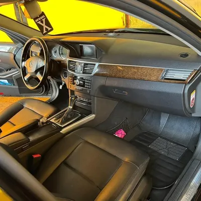 Mercedes-Benz E-class 2011 në shitje