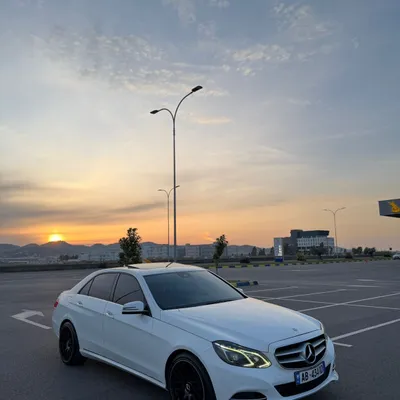 Mercedes-Benz E-class 2013 në shitje