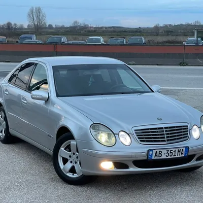 Mercedes-Benz E-class 2003 në shitje