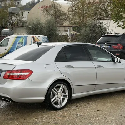 Mercedes-Benz E-class 2011 në shitje
