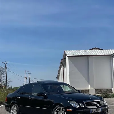 Mercedes-Benz E-class 2008 në shitje