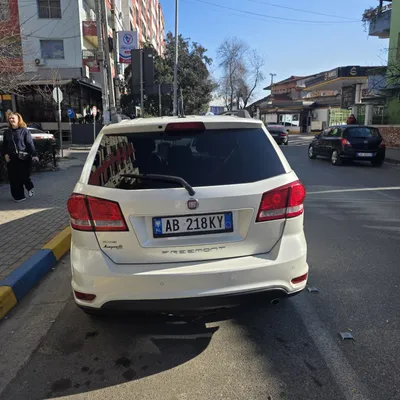 Fiat Freemont 2013 në shitje
