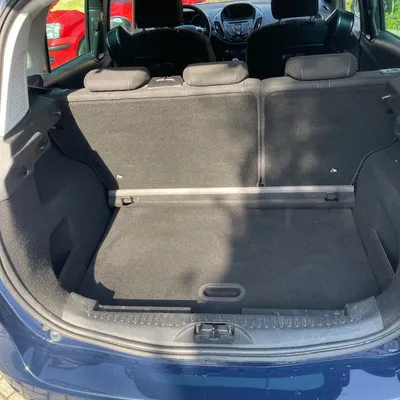Ford B-MAX 2015 në shitje