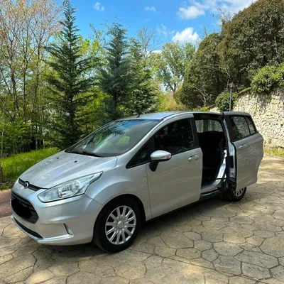 Ford B-MAX 2015 në shitje