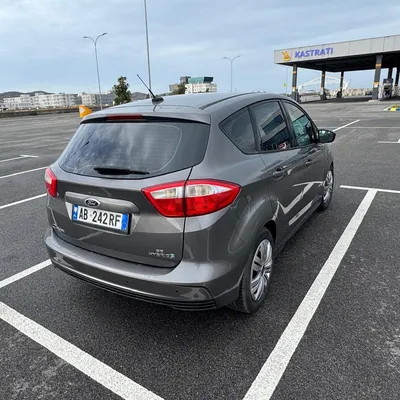 Ford C-MAX 2013 në shitje