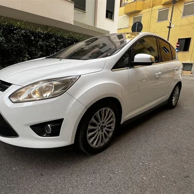 Ford C-MAX 2011 në shitje