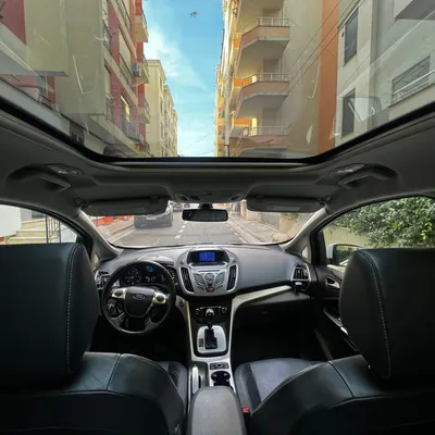 Ford C-MAX 2011 në shitje