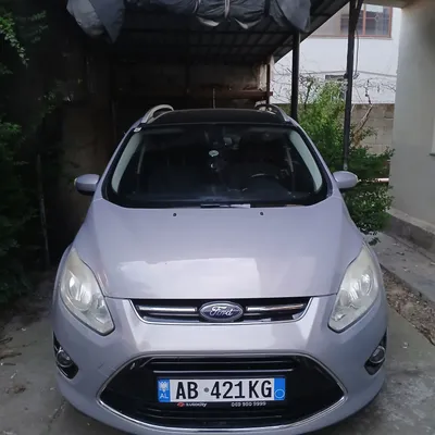 Ford C-MAX 2011 në shitje