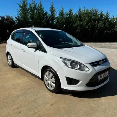 Ford C-MAX 2013 në shitje