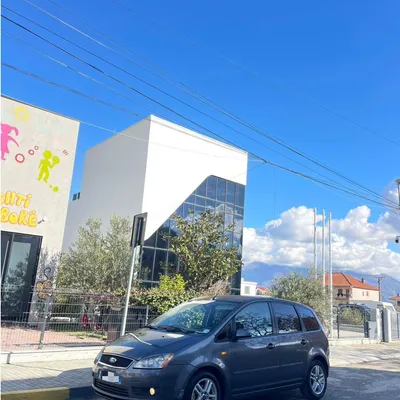 Ford C-MAX 2006 në shitje