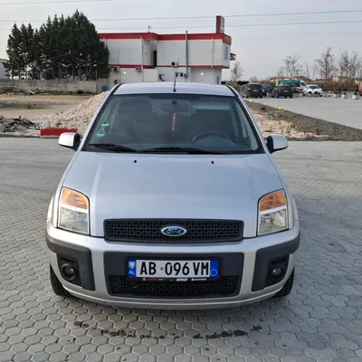 Ford Fusion 2007 në shitje