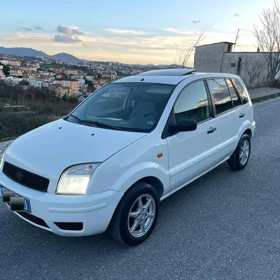 Ford Fusion 2005 në shitje