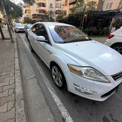 Ford Mondeo 2010 në shitje