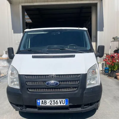 Ford Transit 2013 në shitje