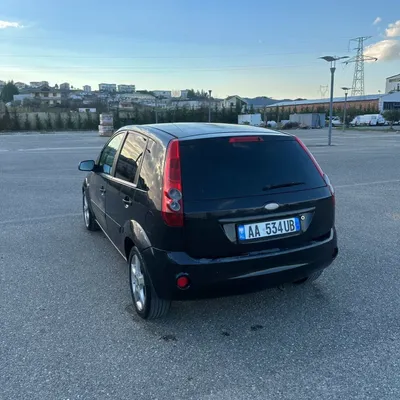 Ford Fiesta 2004 në shitje