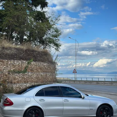 Mercedes-Benz E-class 2004 në shitje