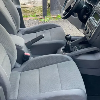 Volkswagen Golf 2008 në shitje