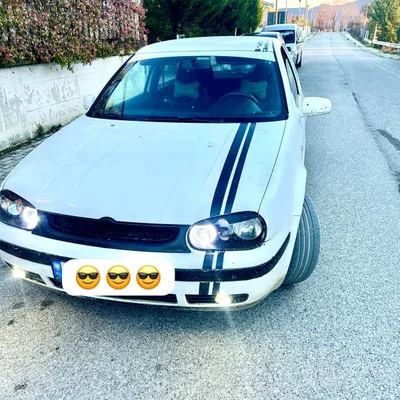 Volkswagen Golf 1999 në shitje