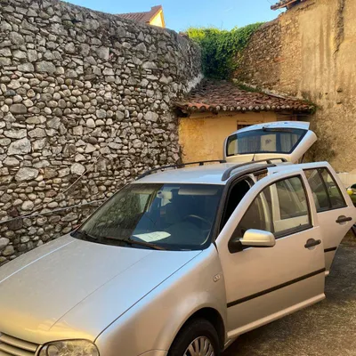 Volkswagen Golf 2005 në shitje