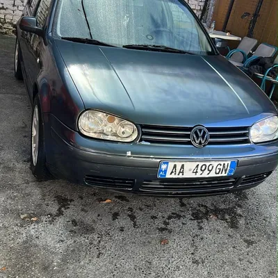 Volkswagen Golf 2002 në shitje
