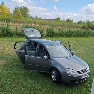 Volkswagen Golf 2007 në shitje