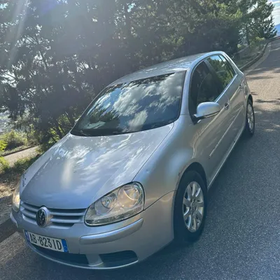 Volkswagen Golf 2006 në shitje