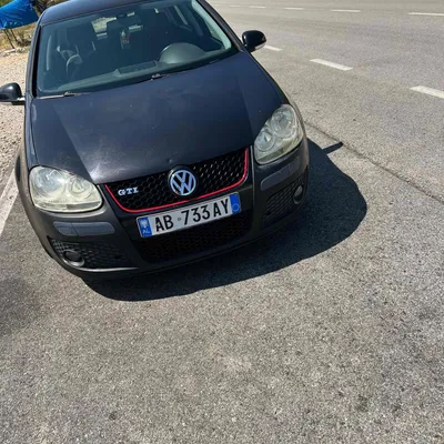 Volkswagen Golf 2005 në shitje