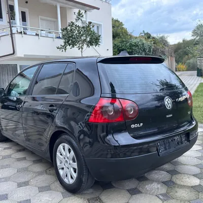 Volkswagen Golf 2007 në shitje