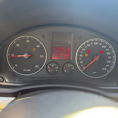 Volkswagen Golf 2006 në shitje