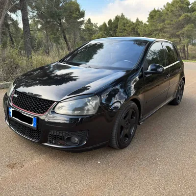 Volkswagen Golf 2005 në shitje
