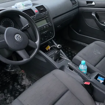 Volkswagen Golf 2005 në shitje