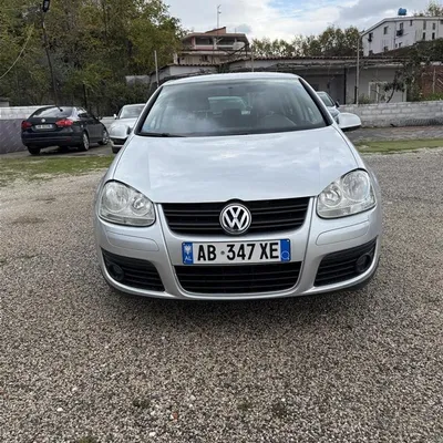 Volkswagen Golf 2007 në shitje