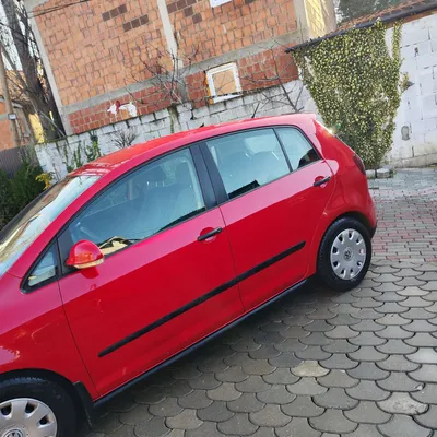 Volkswagen Golf 2008 në shitje