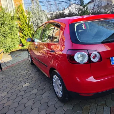 Volkswagen Golf 2008 në shitje